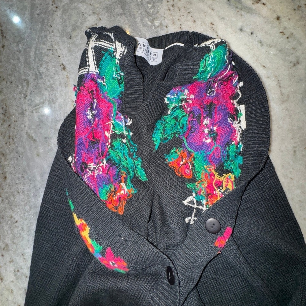 Vintage Jantzen Large Knit Sweater Vest Crochet Embroidered Floral Black - Picture 8 of 8